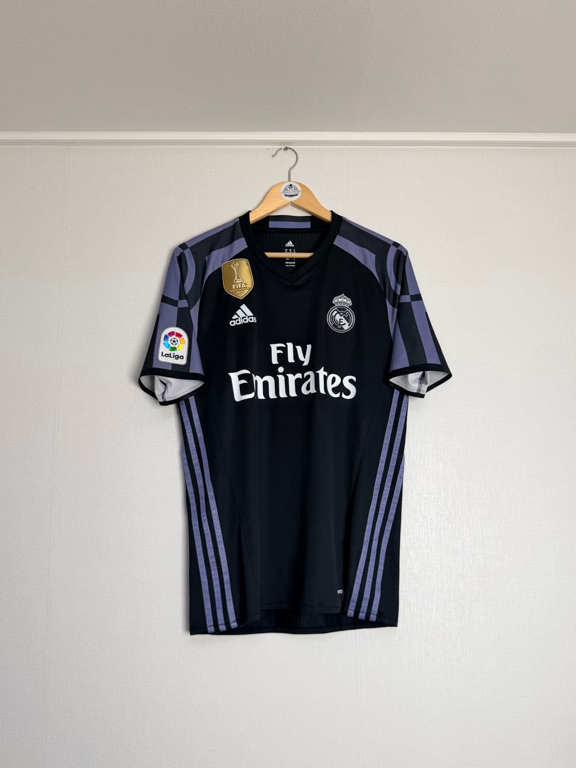 16-17 레알 마드리드 써드 어센틱 상품이미지1