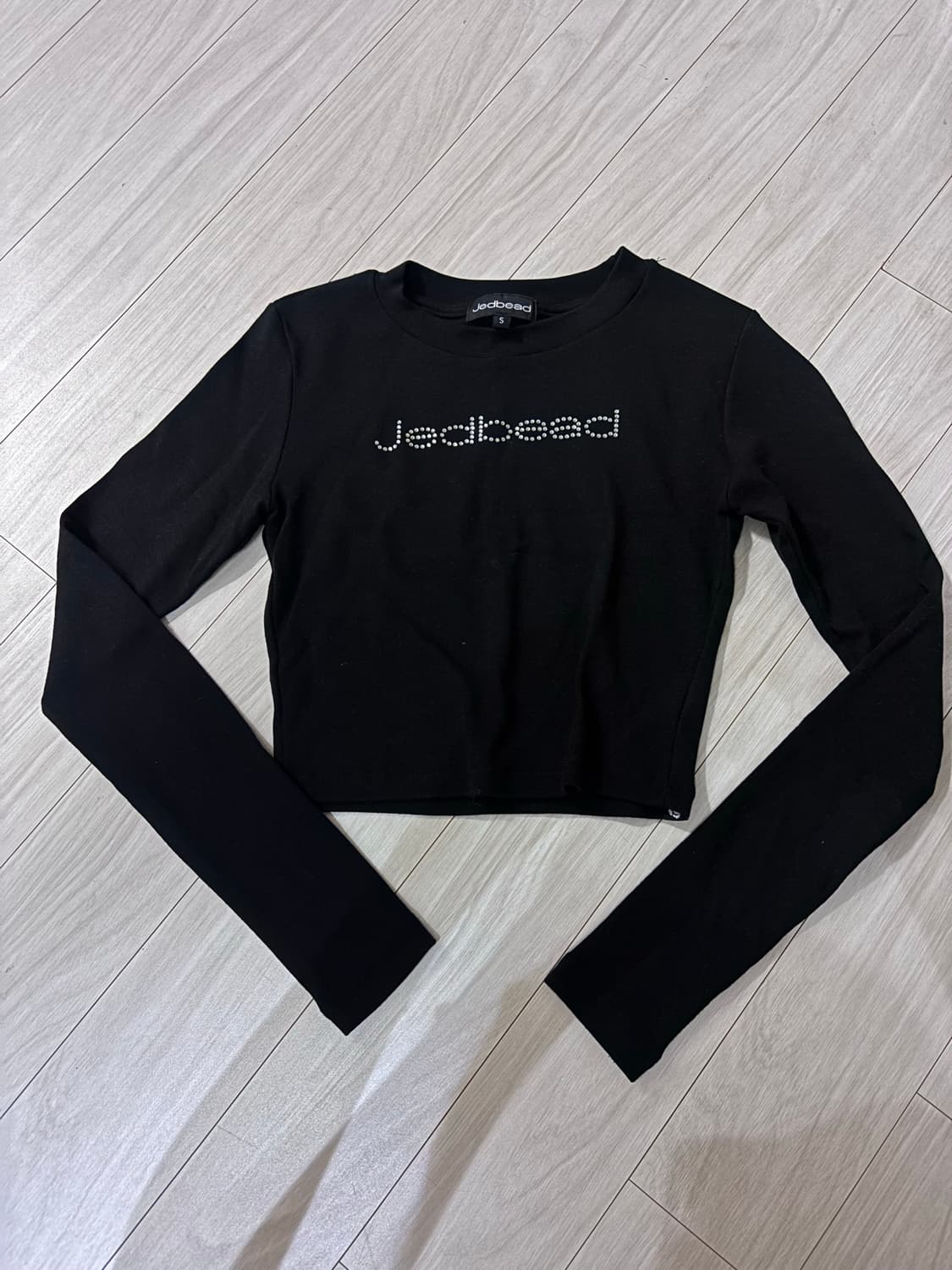 Jedbead 제드비드 주얼리 핫픽스 크롭티 블랙 상품이미지1