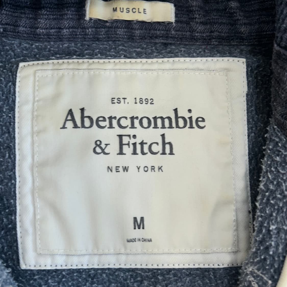 Abercrombie 아베크롬비 아이보리 그런지 로고 네이비 후드집업   상품이미지5
