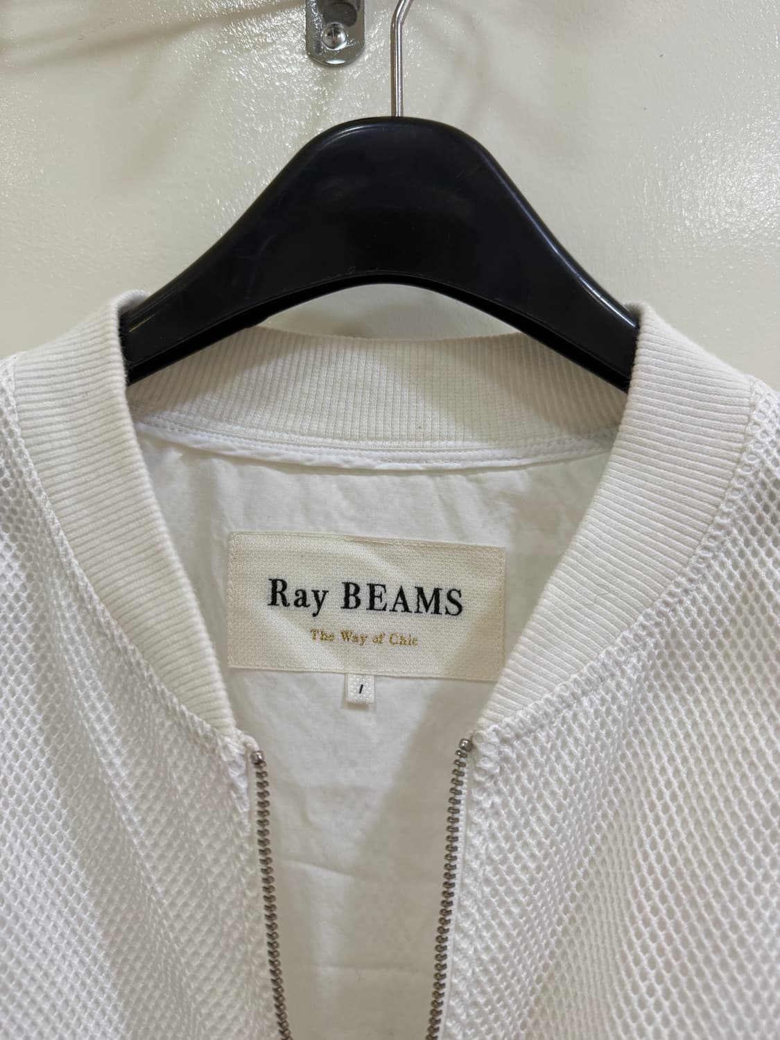 레이빔즈 화이트 메쉬 봄버 자켓(정품) 상품이미지2