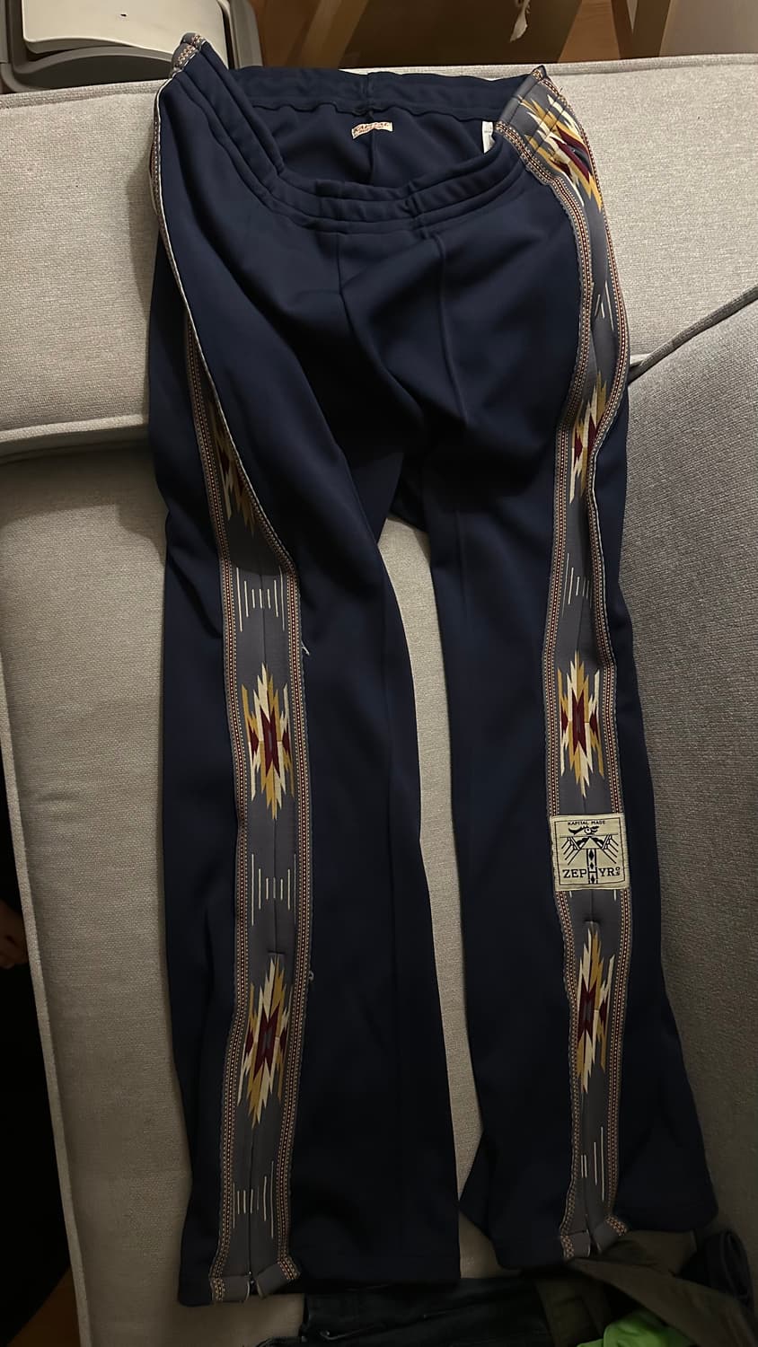 캐피탈 트랙팬츠 네이비 상품이미지1