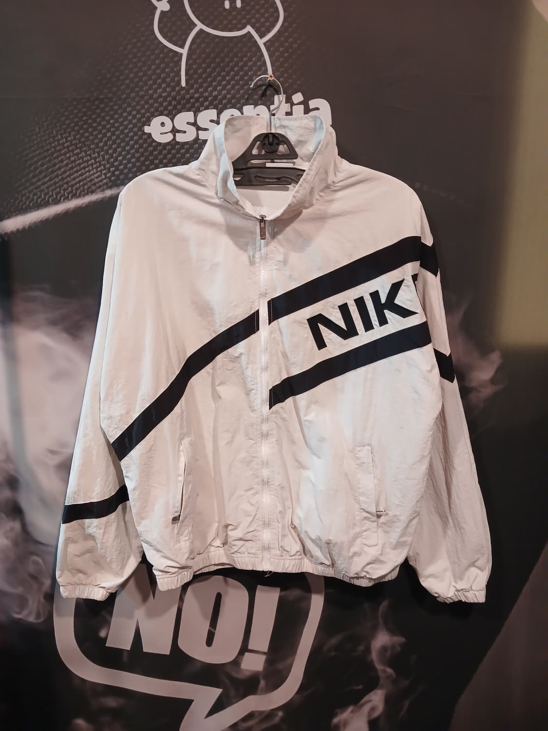 나이키 바람막이 화이트 상품이미지1