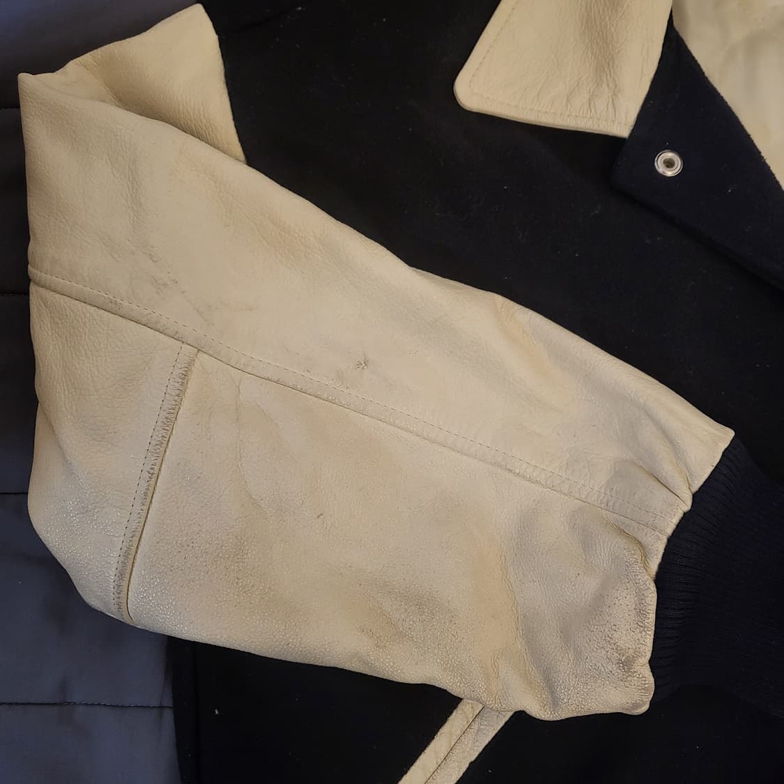 The Limited 크레스트 울레더 카라 바시티 자켓 상품이미지5