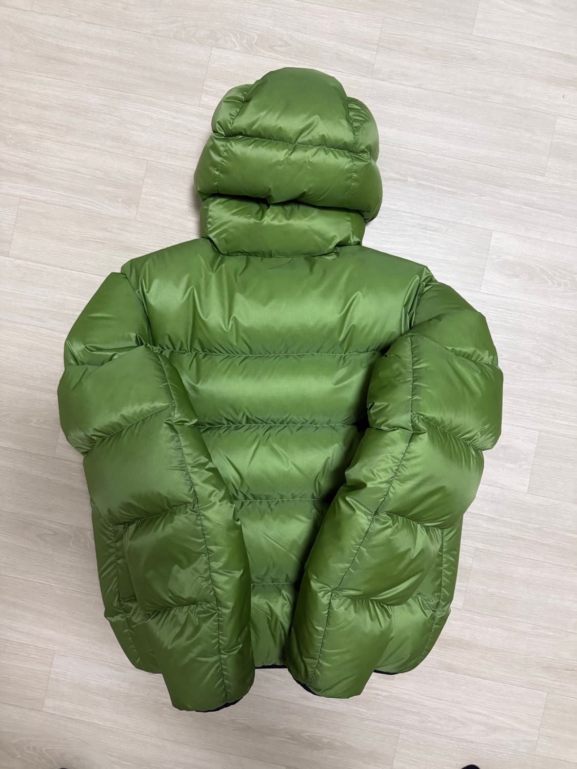 패더드 프렌드 유광 그린 구형 M 상품이미지2