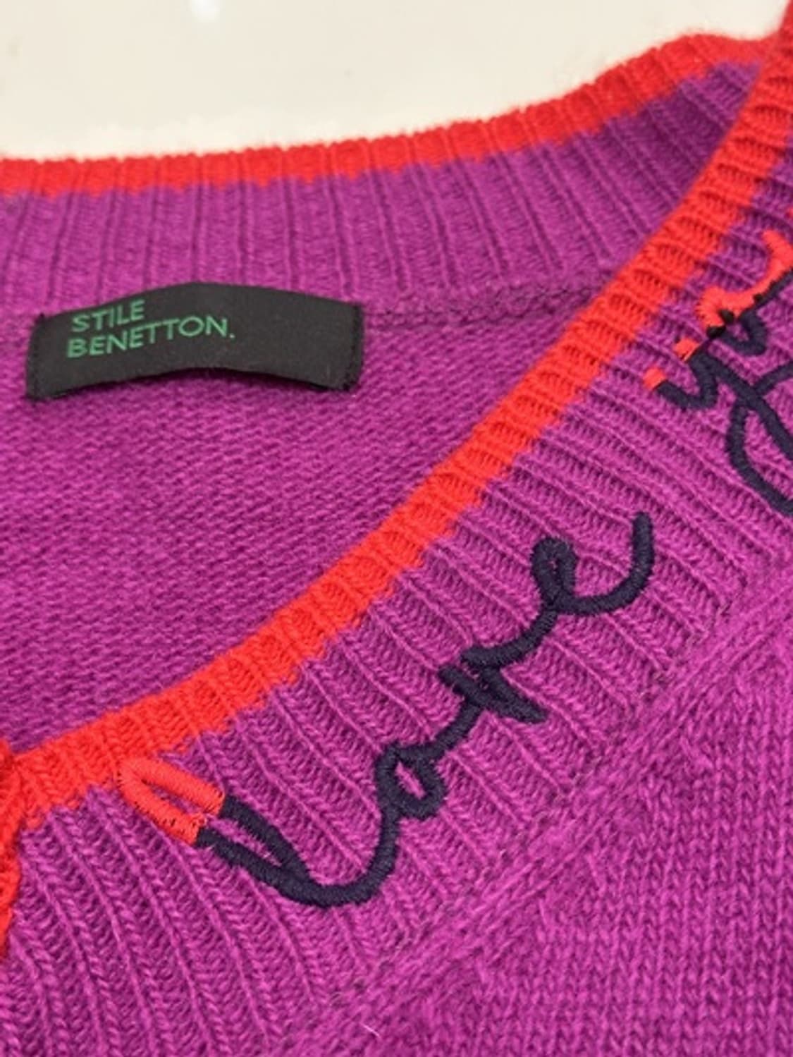 베네통 레터링 V넥 니트  상품이미지8