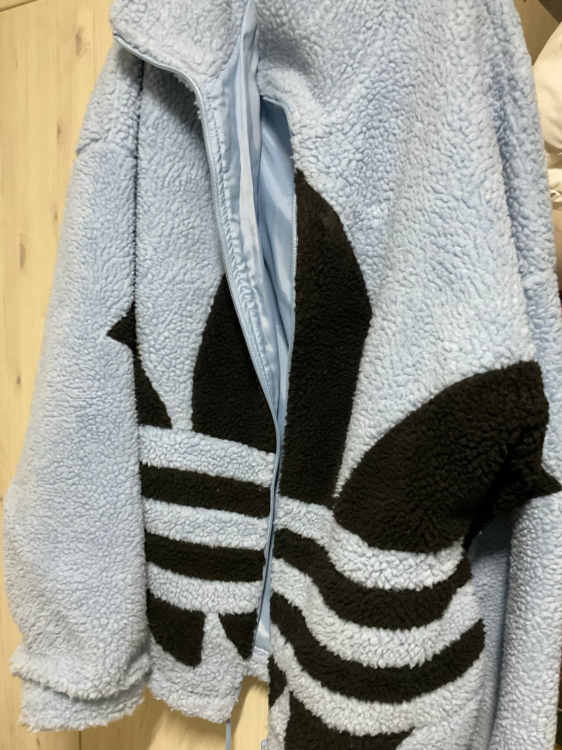 아디다스 빅 트레포일 쉐르파 자켓 블루 상품이미지1