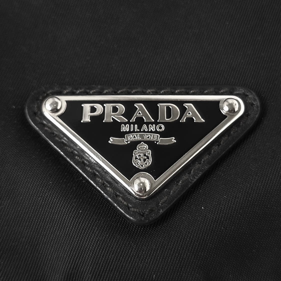 [정품 PRADA] 프라다 사이드 투포켓 나일론 크로스벡 남녀공용 상품이미지2