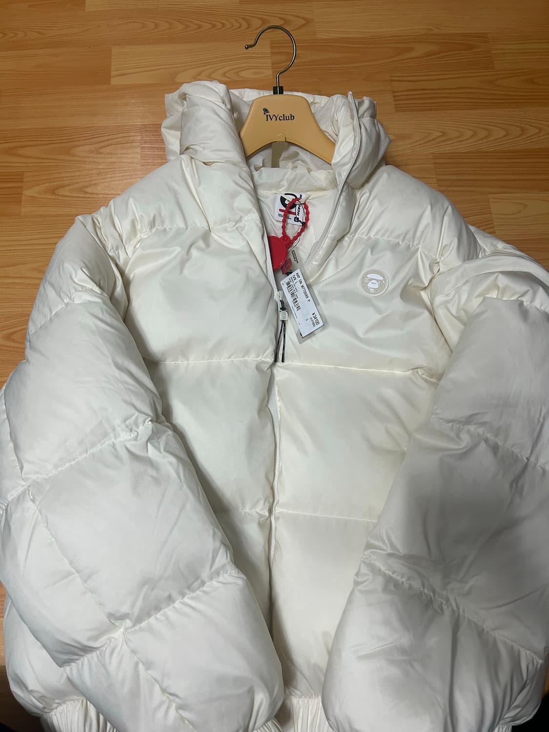 에이프 패딩 상품이미지3