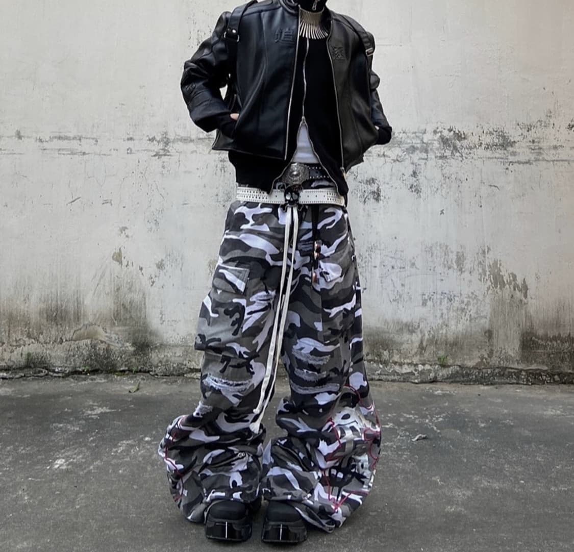 제목 rye chasin 화이트 카모 디스트레드 카고 팬츠 상품이미지2