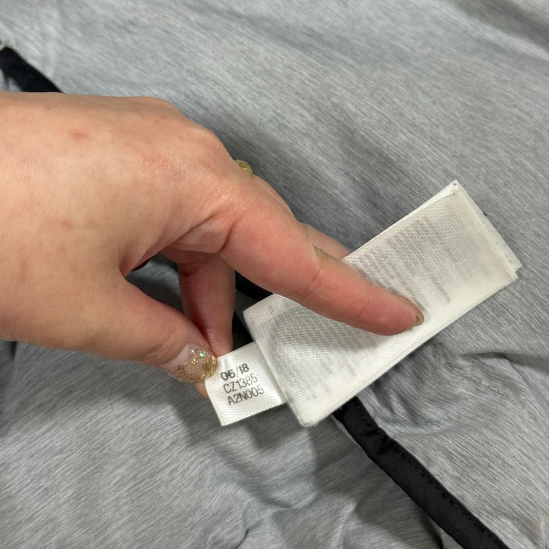 아디다스 그레이 후드경량패딩 상품이미지9