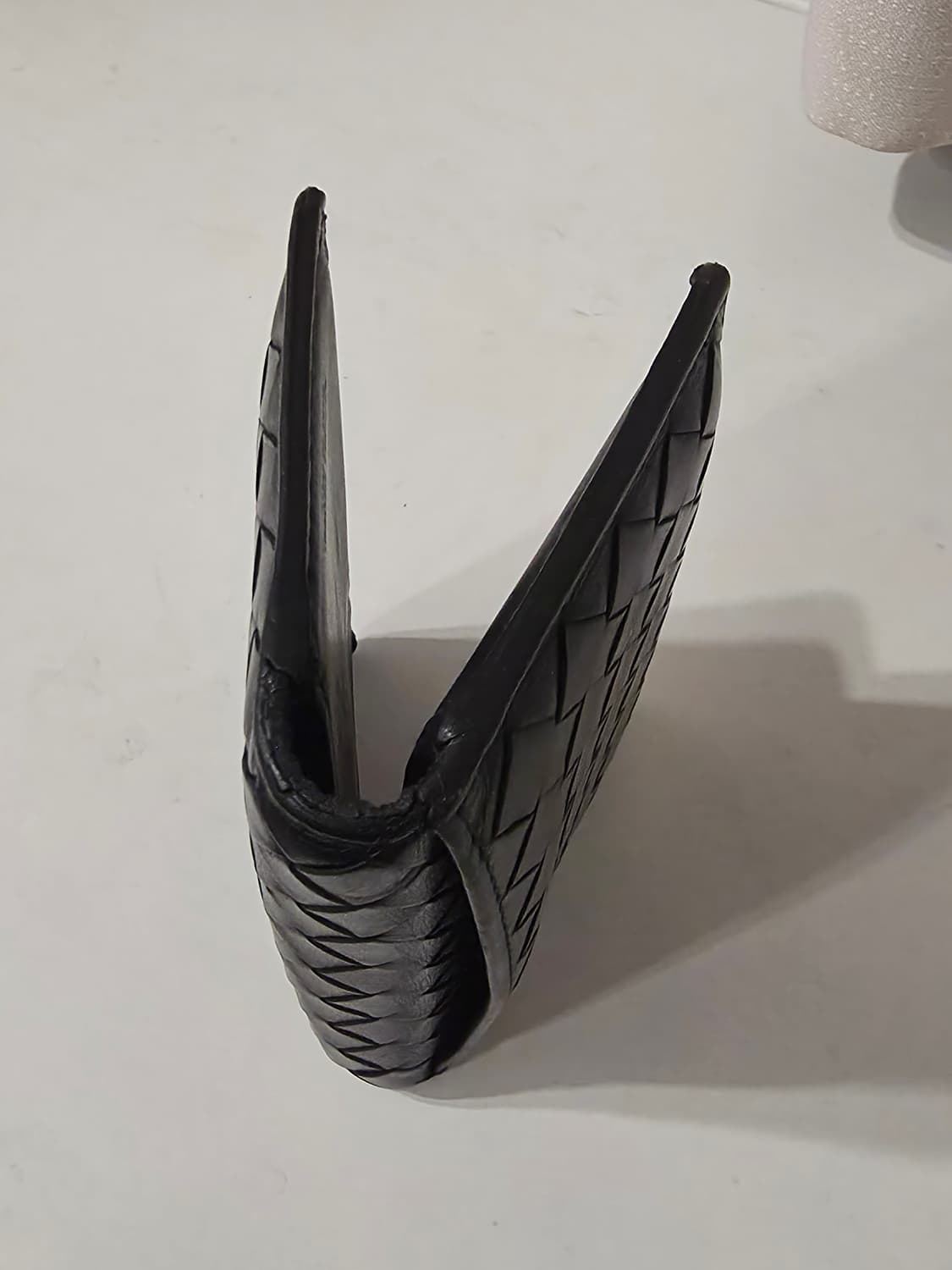 보테가 베네타 남성 반지갑 블랙 상품이미지4