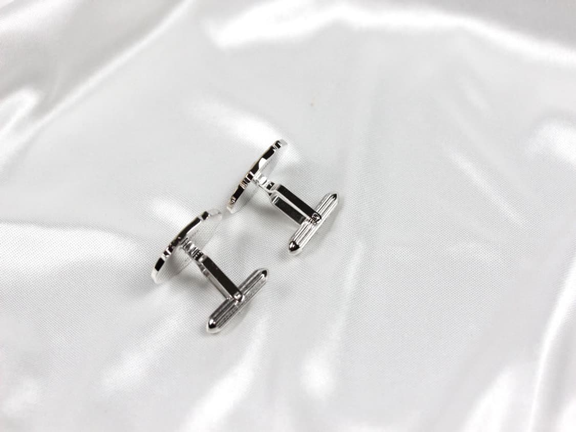 버버리 A등급 실버925 은 기마로고 남자 명품 커프스  상품이미지4