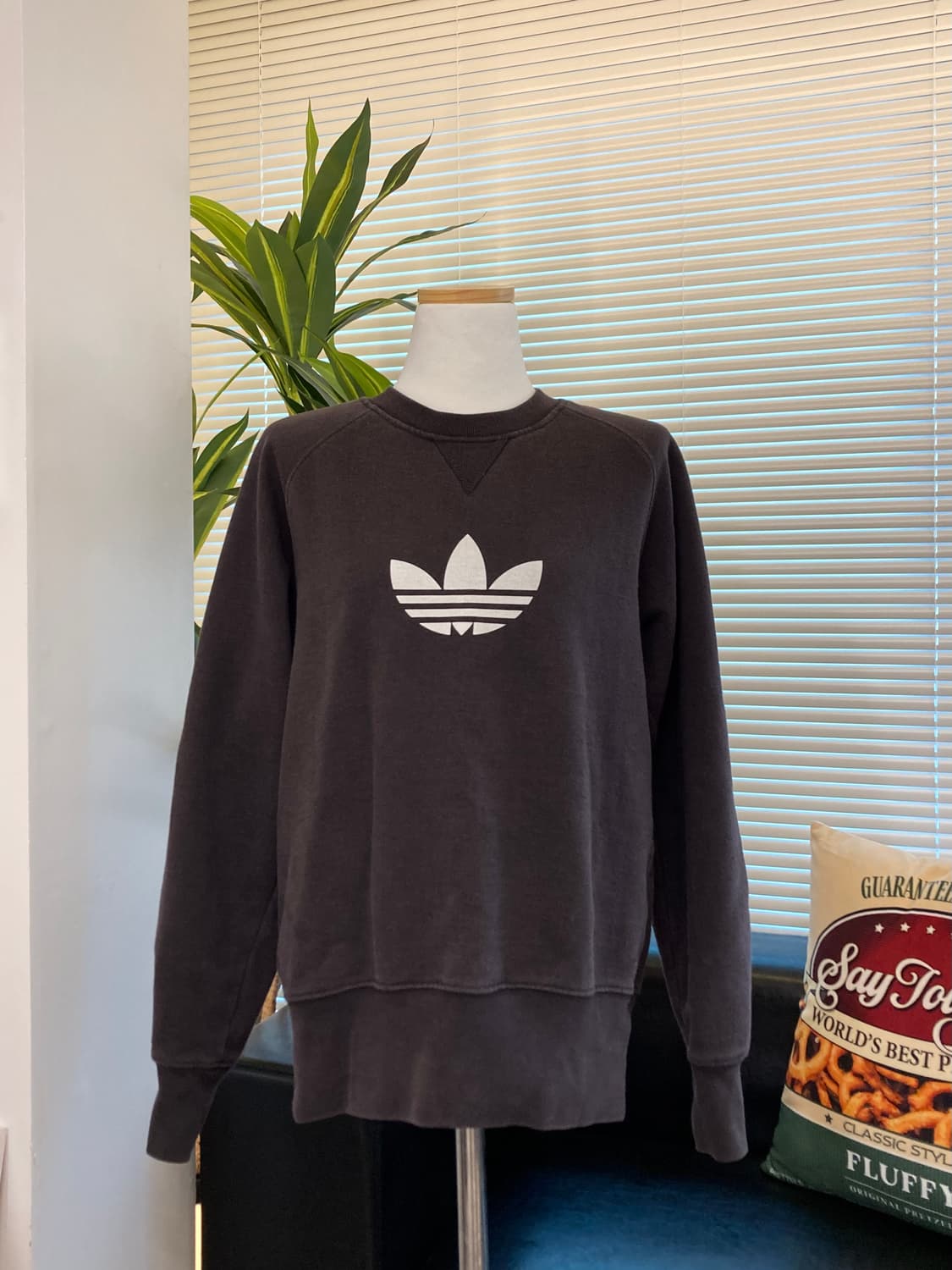 제펜 오리지널 아디다스 브라운 맨투맨 상품이미지1