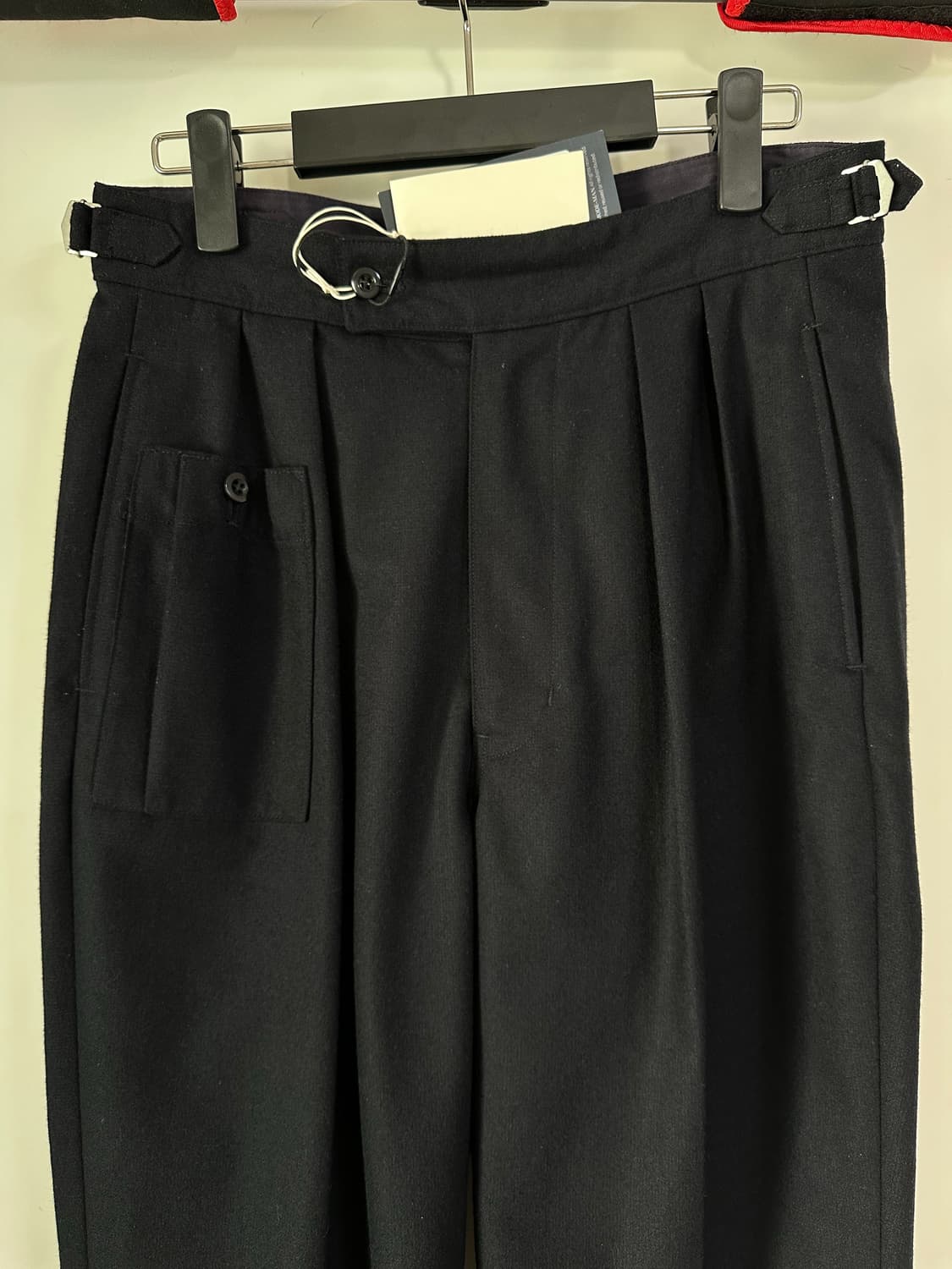 새상품 phigvel 다크네이비 울 트라우져 상품이미지3