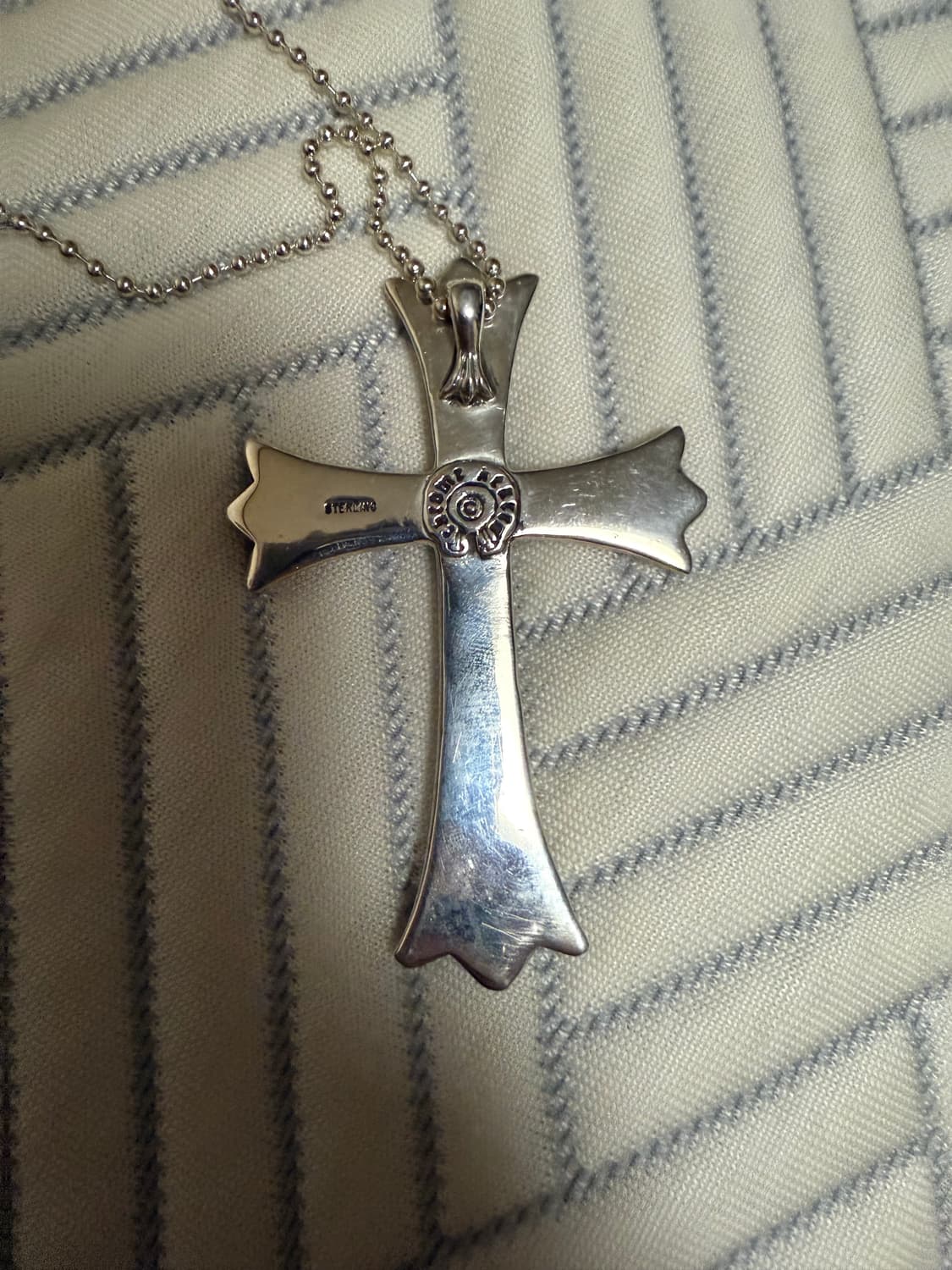 크롬하츠 라지 크로스 펜던트 상품이미지2