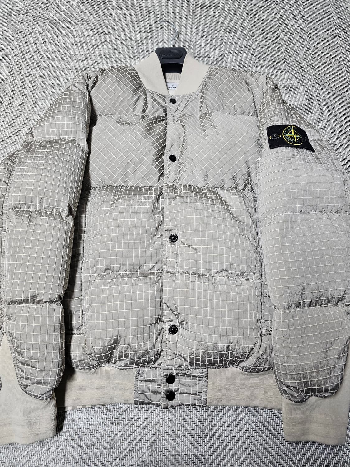 스톤아일랜드 MACRO RIPSTOP NYLON METAL DOWN-TC 상품이미지3