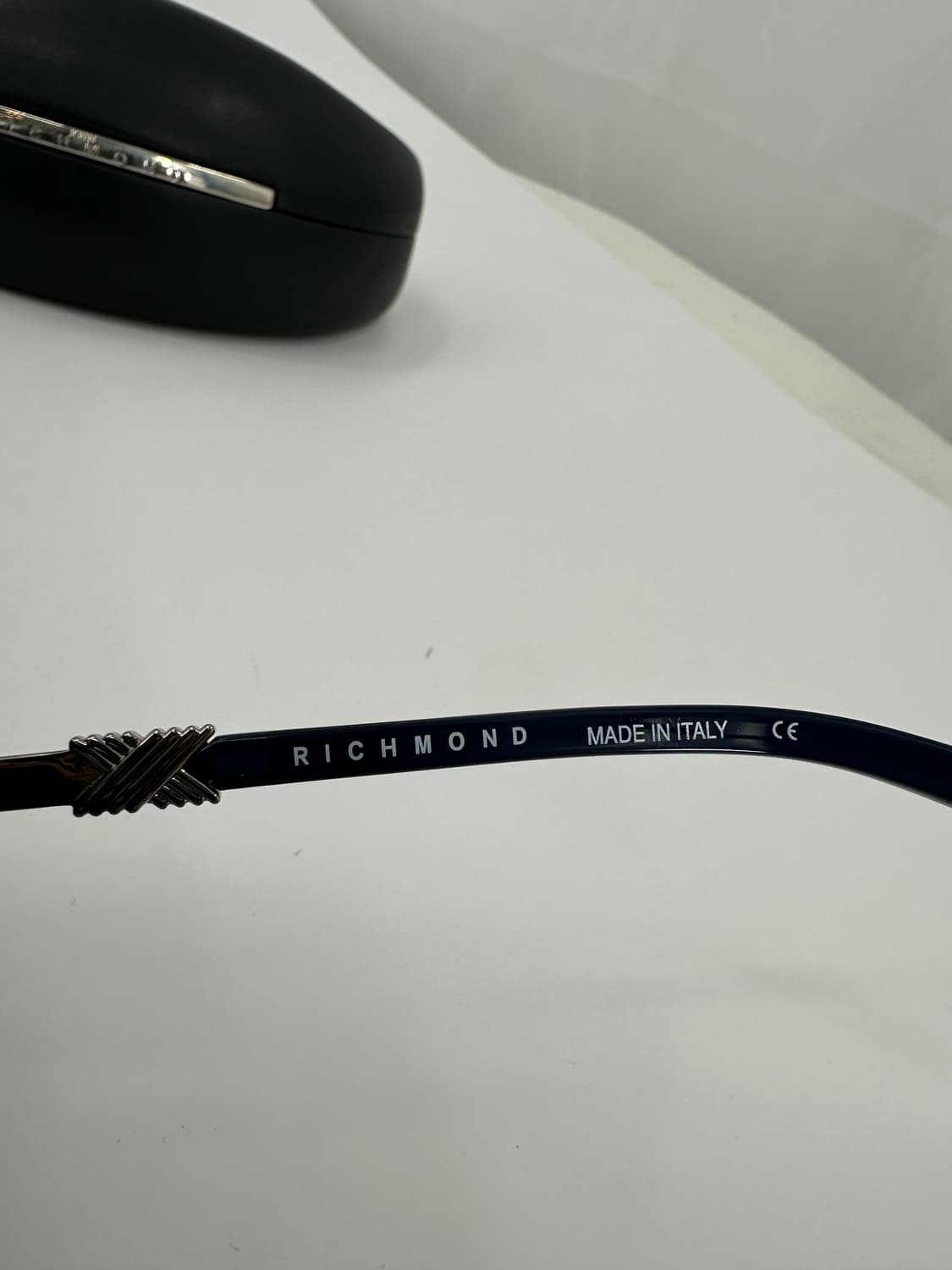 [새상품 무료배송] 정품 Made In Italy 존리치몬드 선글라스 상품이미지8