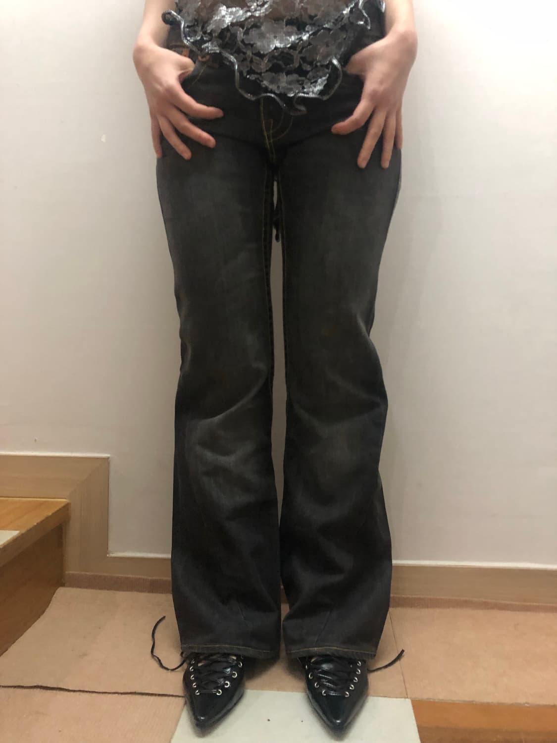 빈티지 트루릴리젼 블랙 데님 워싱 팬츠 상품이미지2