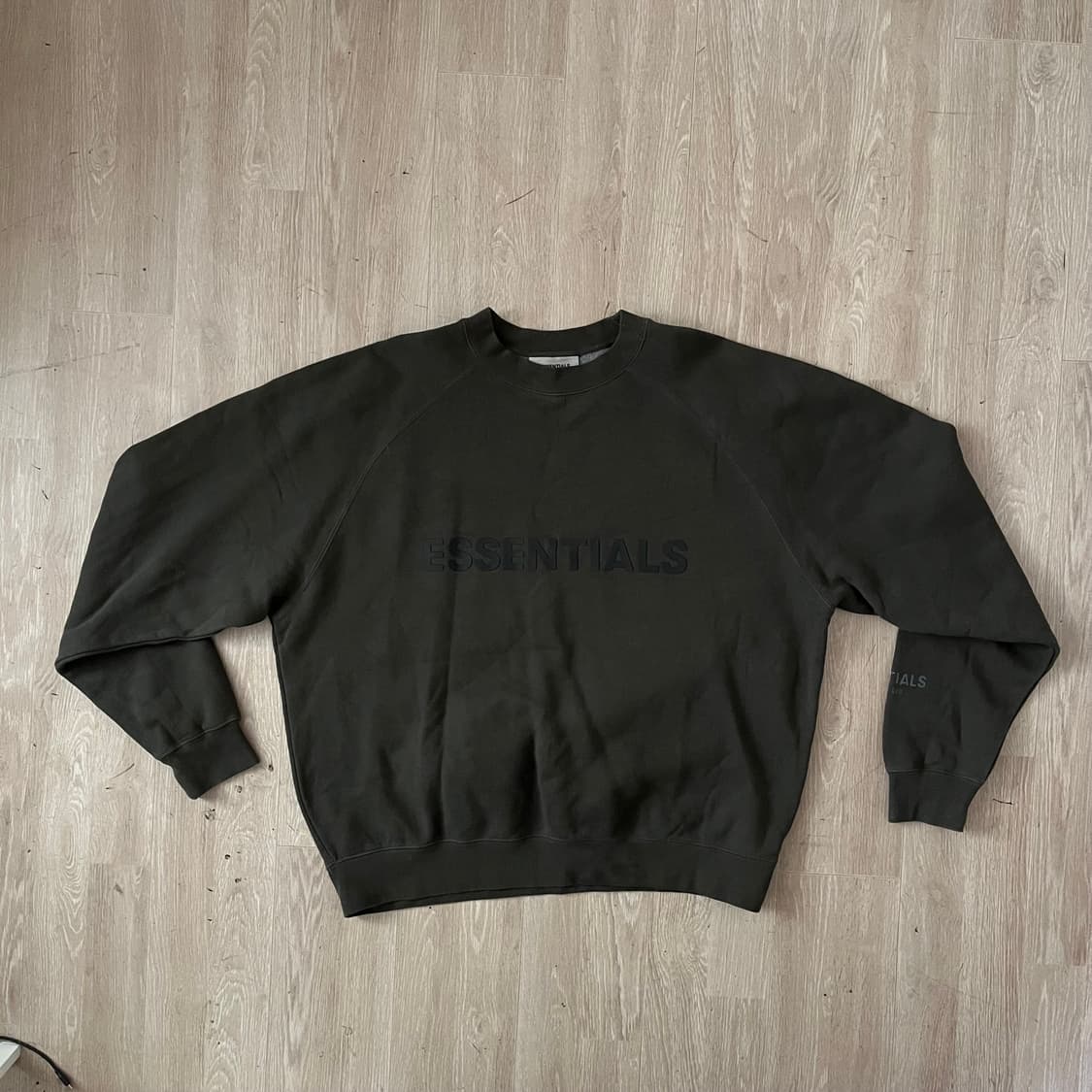 Fear of God Essentials logo sweatshirt 상품이미지1