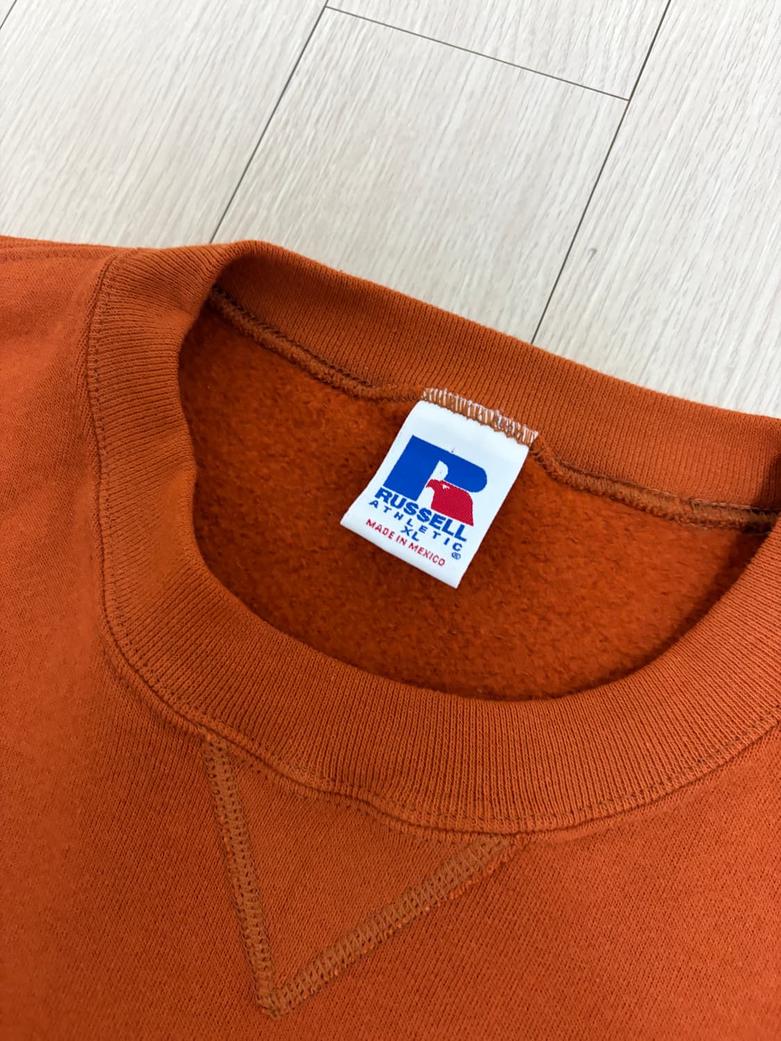 90s 러셀 애슬레틱 빈티지 스웻 오렌지 상품이미지2