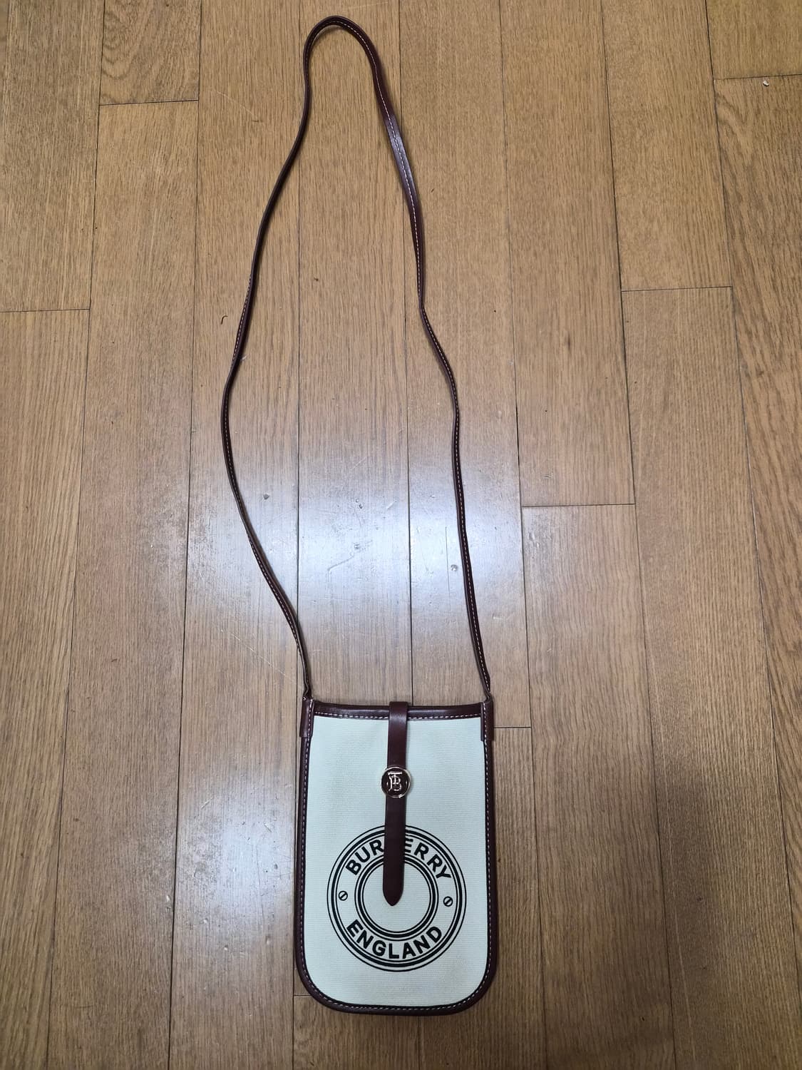 (정품) 버버리 폰홀더 크로스백 (명품 가방 숄더백 폰백) 상품이미지2