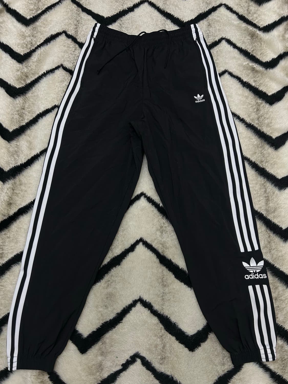 [L]아디다스 락업 우븐 조거 팬츠/블랙 상품이미지2