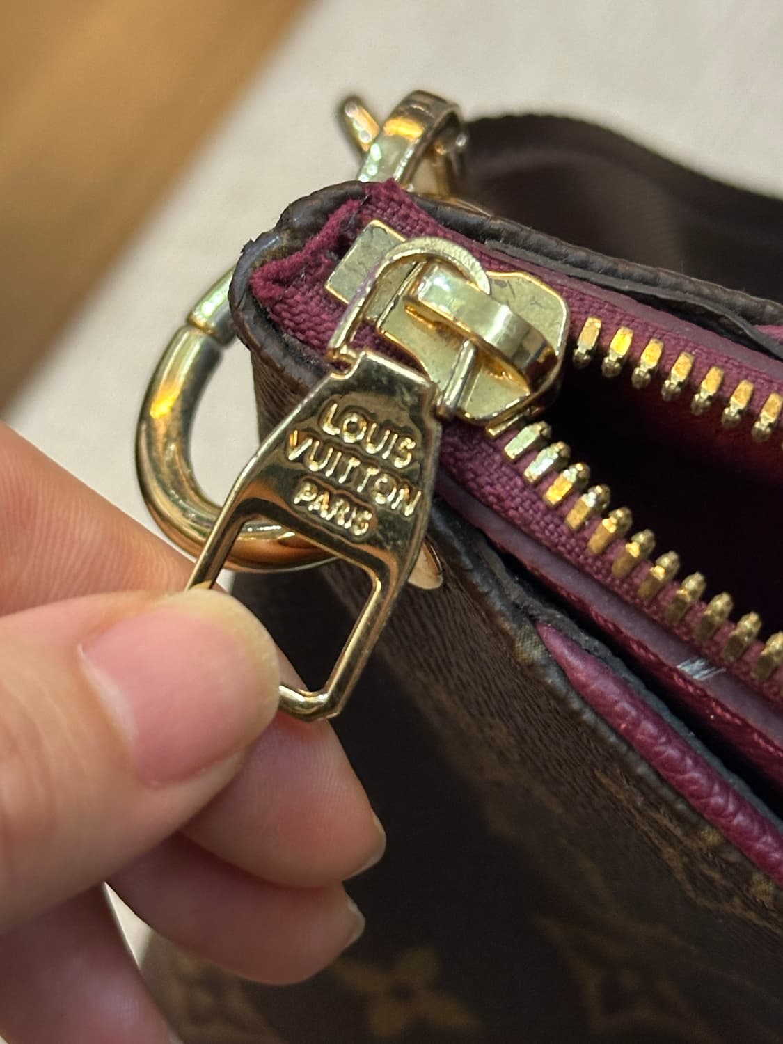 루이비통 팔라스 모노그램 숄더백 상품이미지4