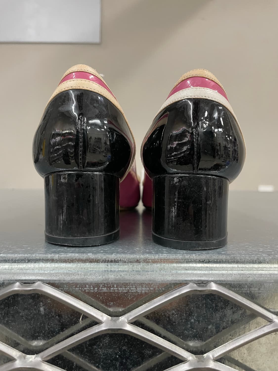 페레가모 레더 힐6.5 상품이미지3