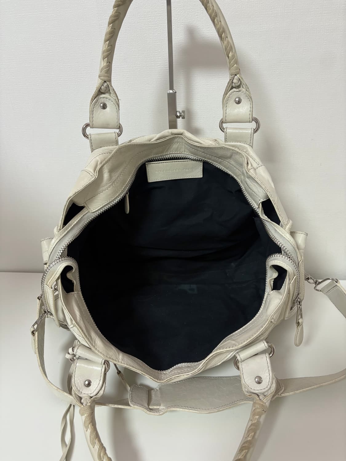 발렌시아가 자이언트 모터백 아이보리 상품이미지7