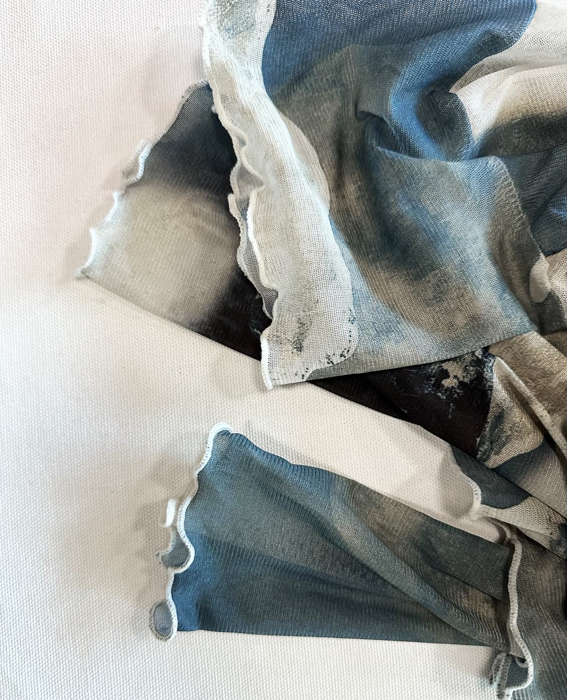 JPV blue print sheer top 상품이미지10