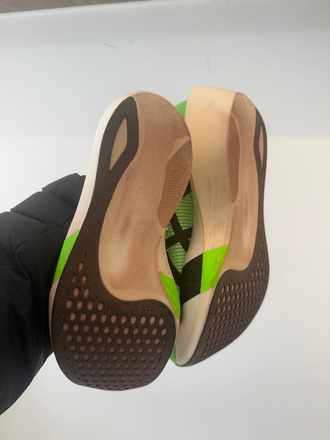 아식스 메타스피드 도쿄 엣지 게코블랙 255mm 상품이미지3