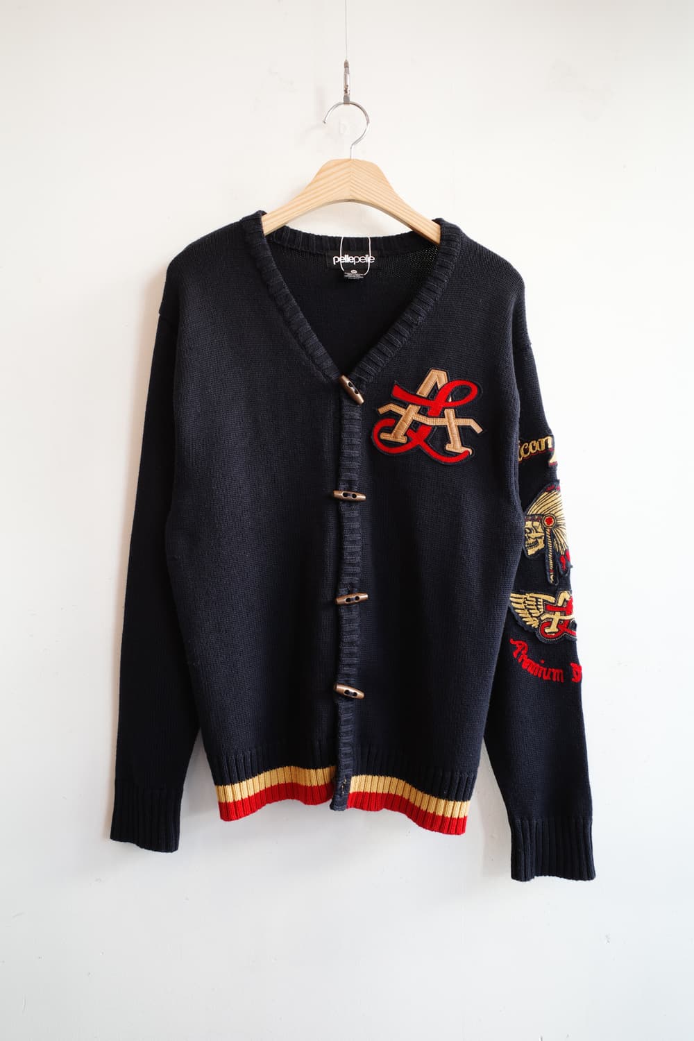 pelle pelle 펠레펠레 자수 패치 가디건 상품이미지1