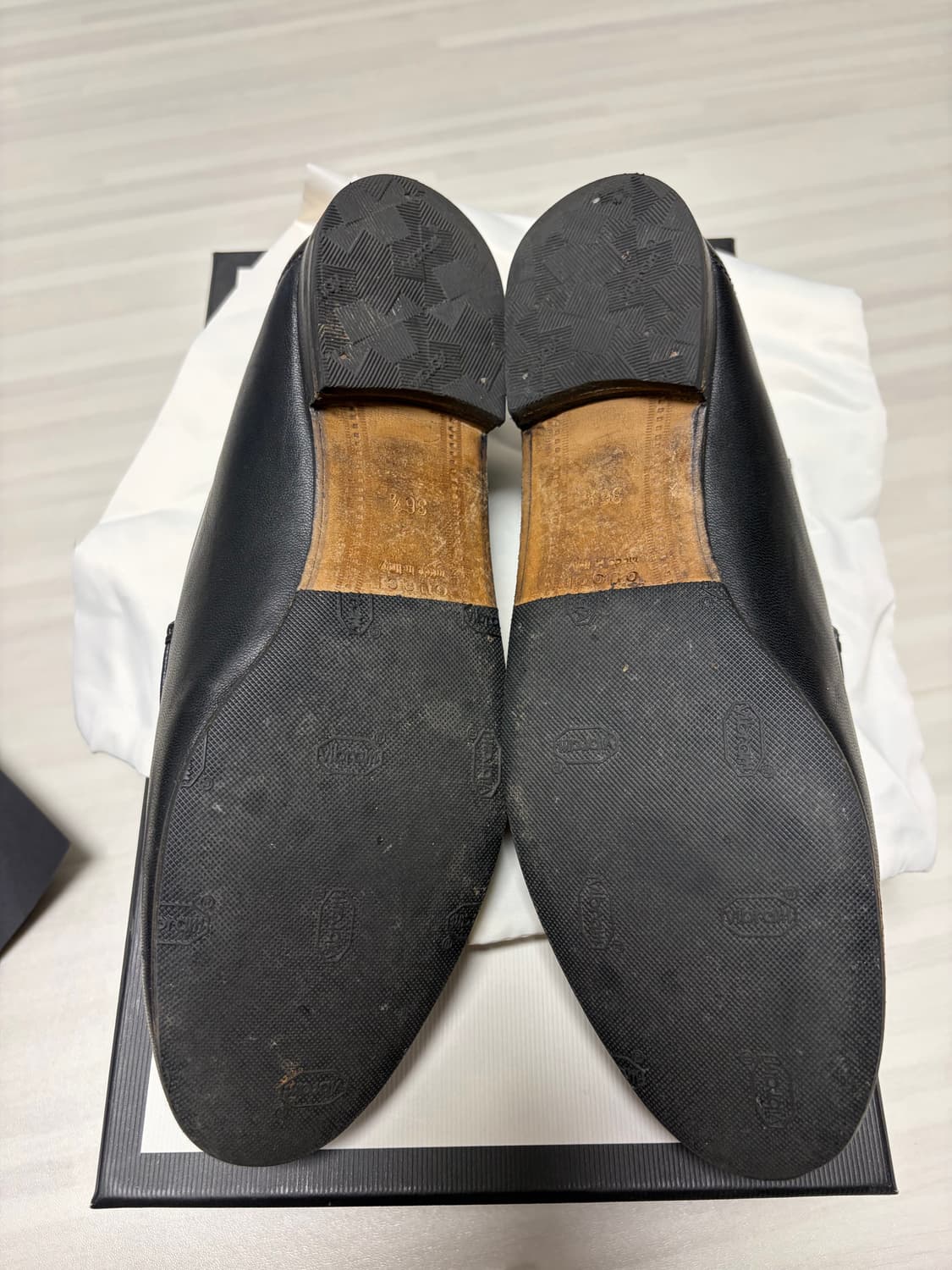 구찌 조르단 블랙 컬러 36 1/2  상품이미지5