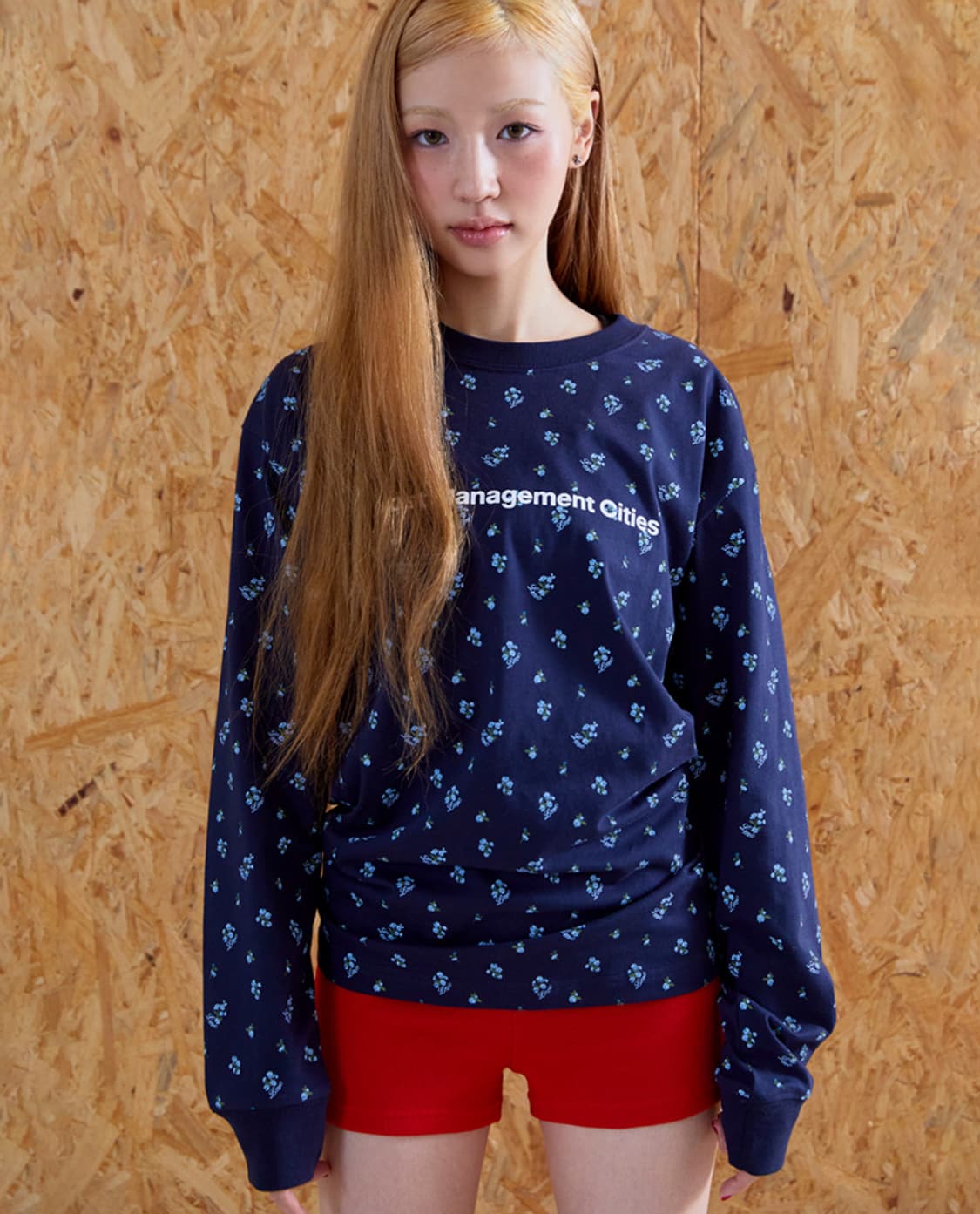 Lmc long slv tee flower navy m 플라워 롱슬리브 상품이미지1