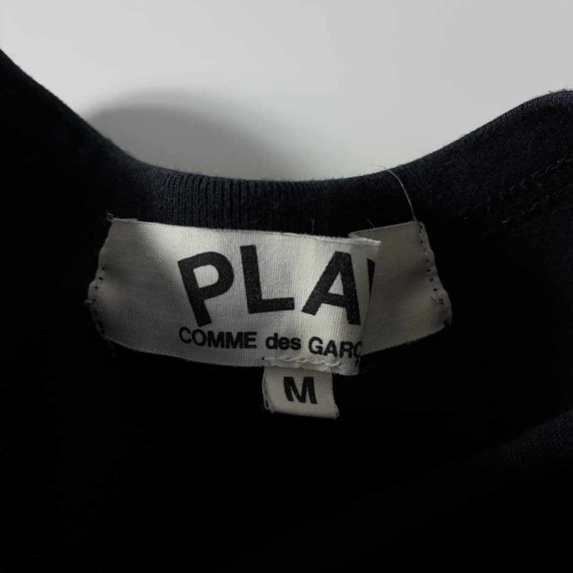 Comme des garsons  꼼데가르송 코튼 하트와펜 블랙 반팔티 상품이미지3