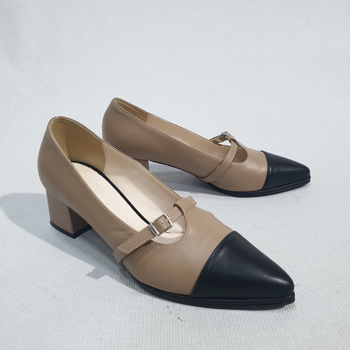 피스오브럭 스틸레토 발등 스트랩 펌프스 235 상품이미지4