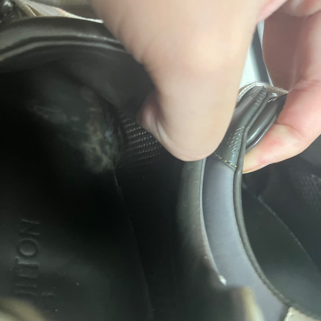  정품 8.5) 루이비통 카키 다미에 런어웨이 스니커즈 275~280 상품이미지8