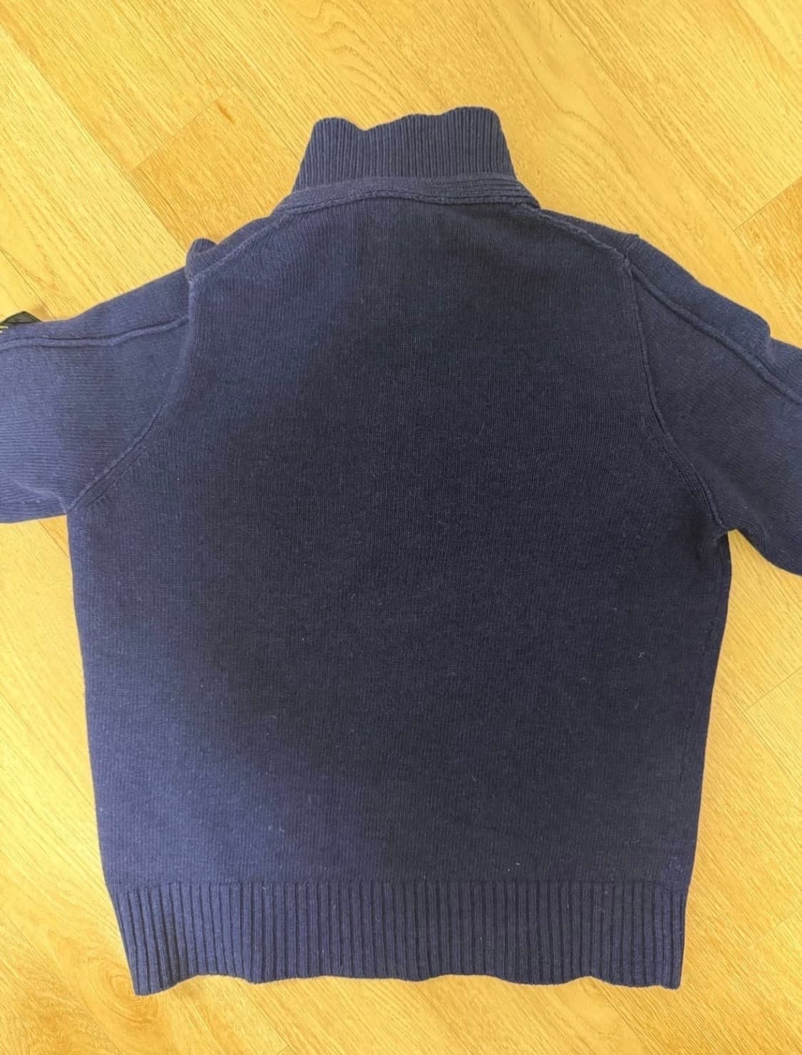 스톤아일랜드 버튼니트 반집업 상품이미지2