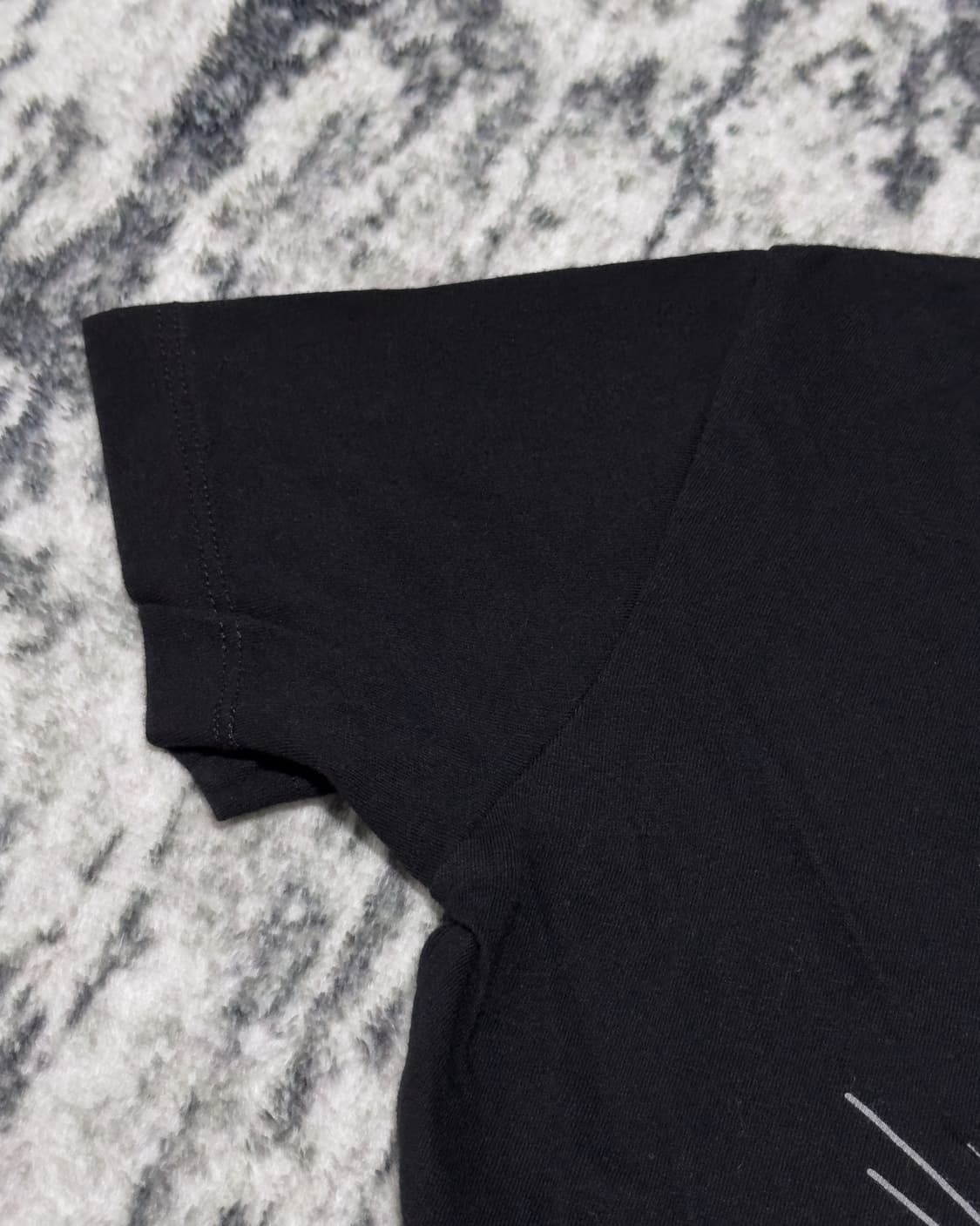 {Unknown} Diamond Hand V-Neck Tee 상품이미지10