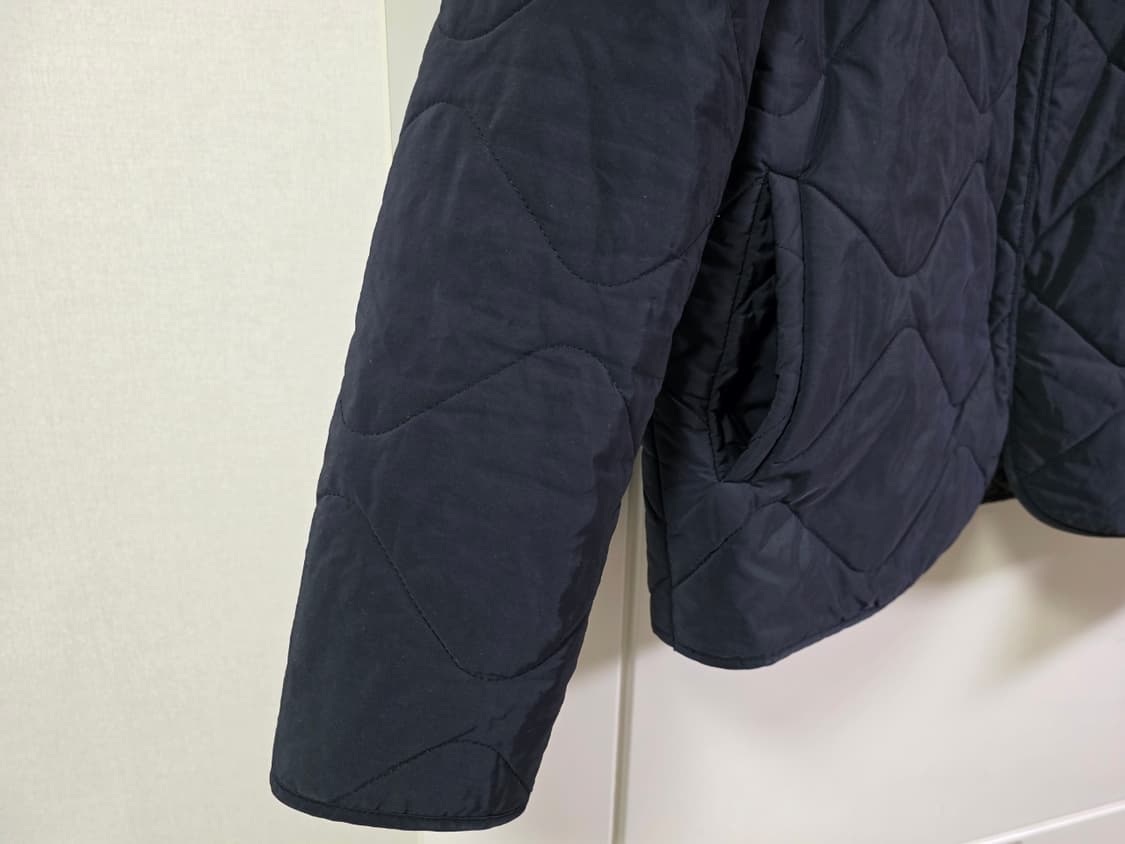 루디아K 네이비 퀼팅 집업자켓 2
 상품이미지5