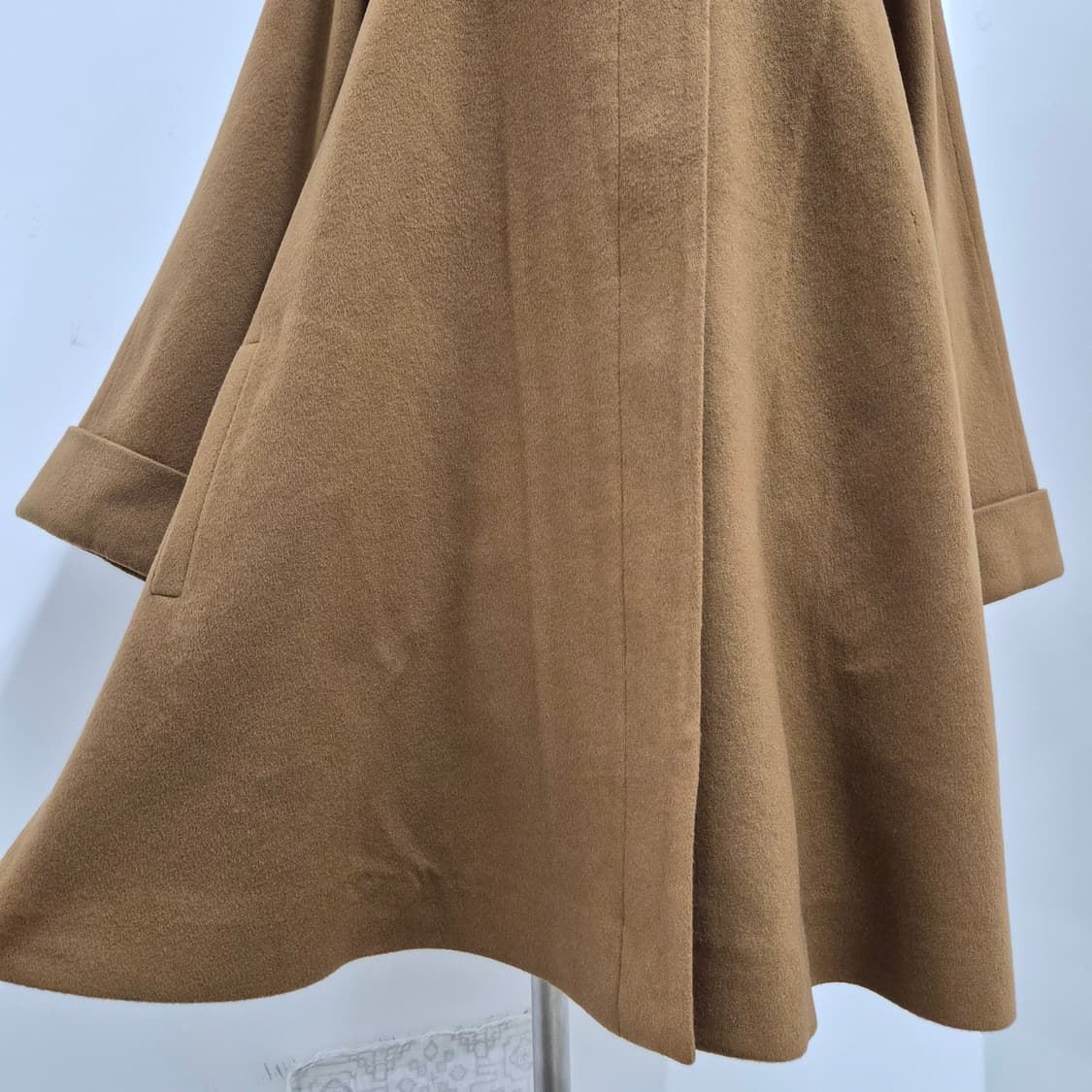 울100% 진베이지 클래식 A라인 코트 상품이미지5