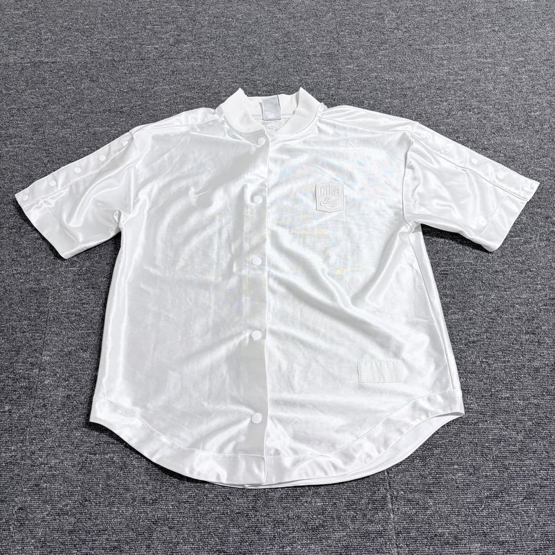 나이키 새틴 셔츠 상품이미지1