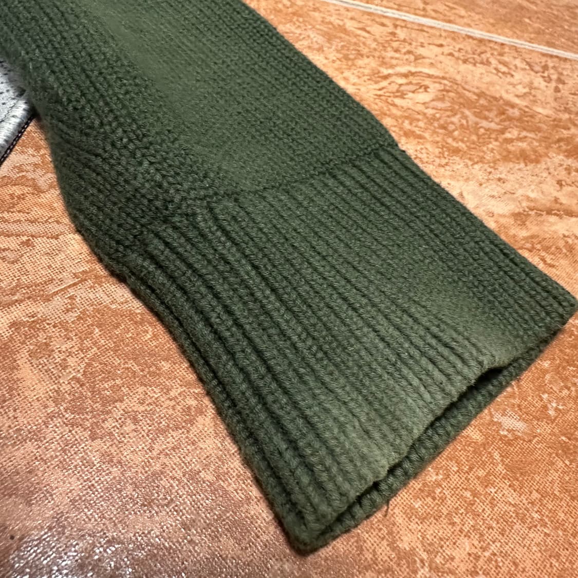 ✨ (바배) 타미 힐피거 카키 니트 집업  상품이미지7