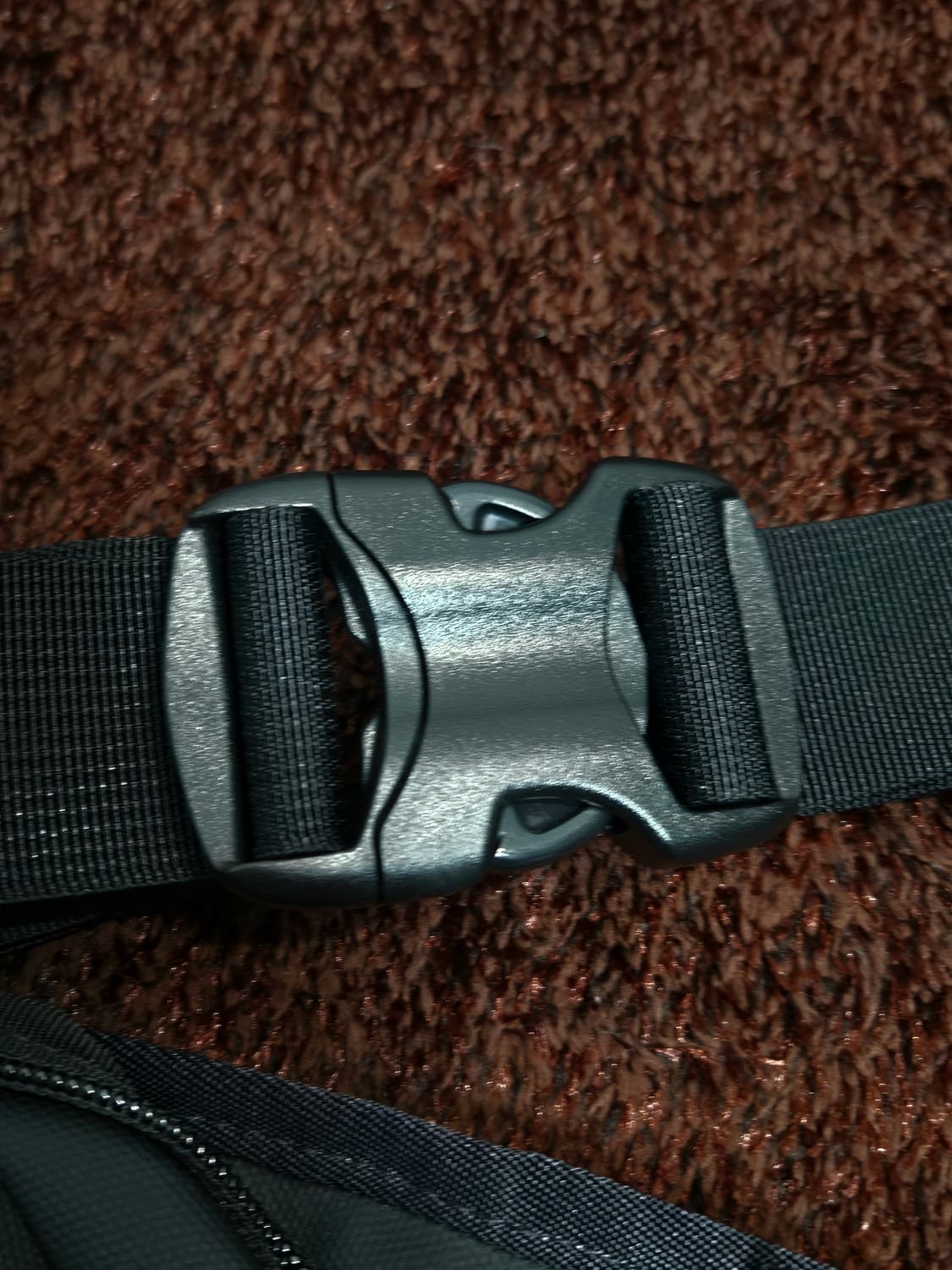 오클리 아이콘 벨트백 블랙 상품이미지5