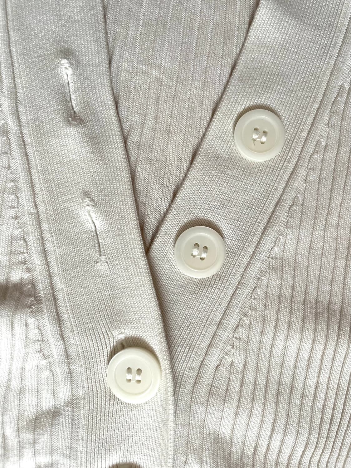 COS Ribbed V-Neck Button Ivory Top 상품이미지2