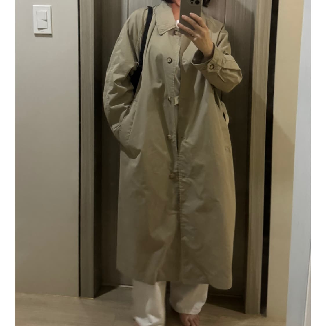 하네 벨티드 롱 트렌치 코트   올리브카키 상품이미지4