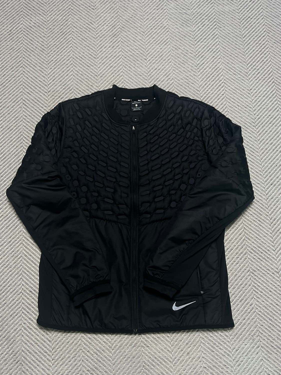 나이키 에어로로프트 자켓 L 블랙 상품이미지1