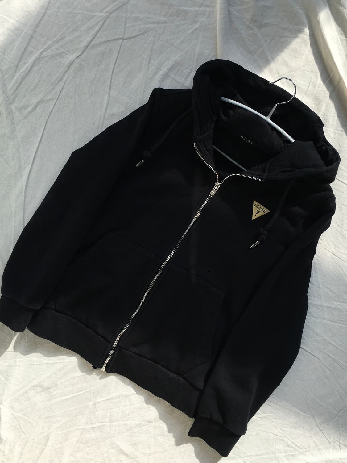 게스 가슴로고 후드집업 상품이미지3