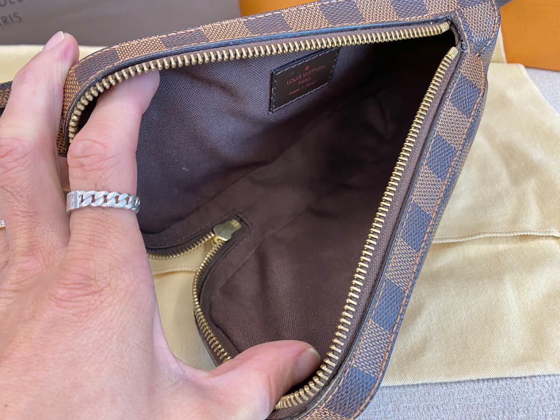 루이비통 다미에 제로니모 원 지퍼 신형 버클 힙색 상품이미지9