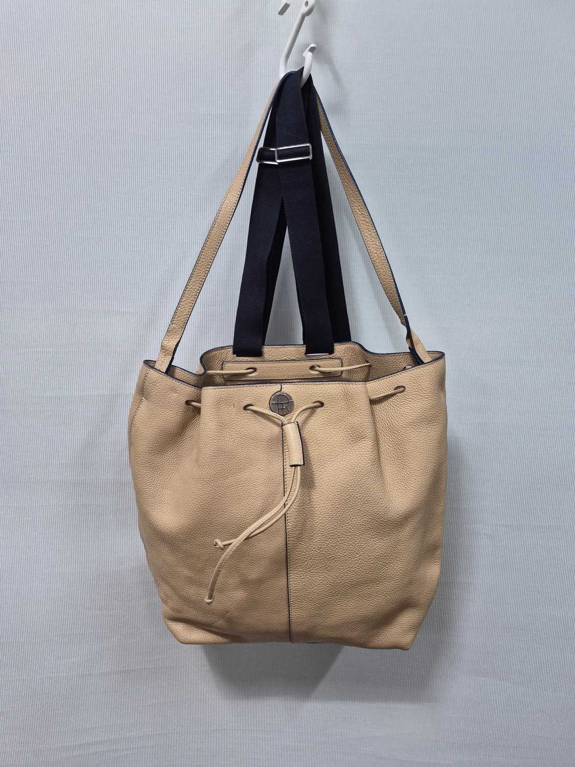 더로우 버킷백 백팩 상품이미지1